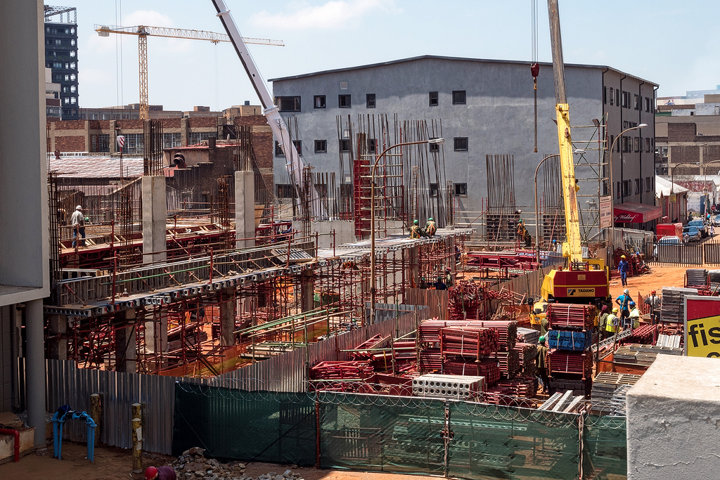 AFHCO New 15 Floor Building collapses at Davies Street, Doornfontein ...