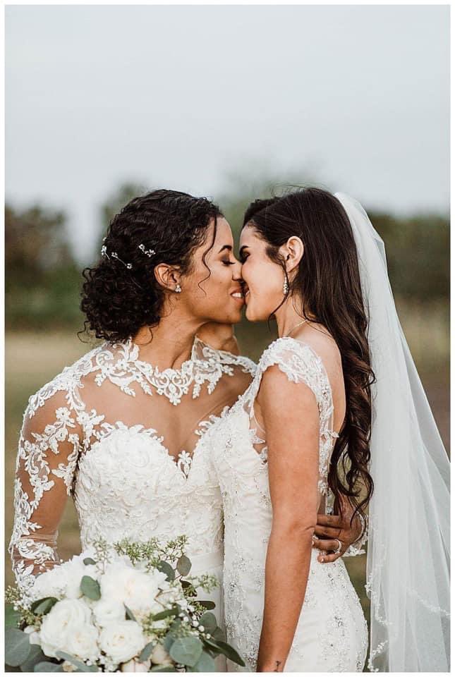 13 Beautiful Lesbian Wedding Images That Will Give You All The Feels During Women S Month