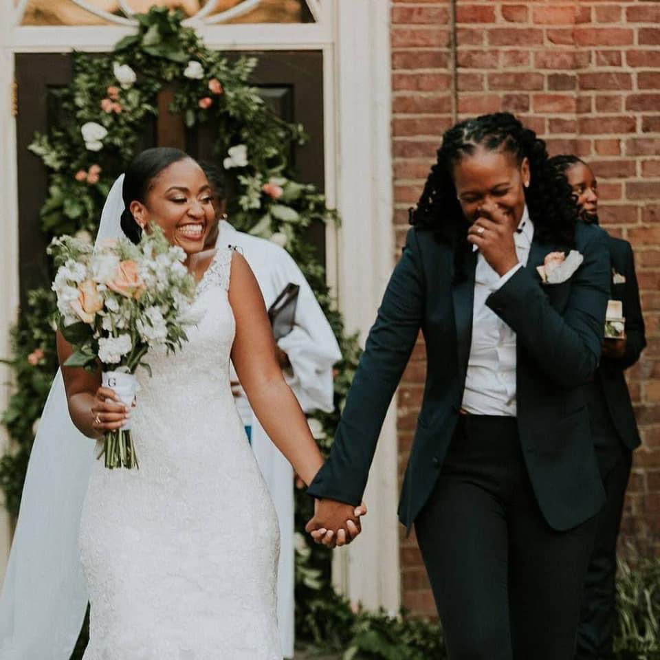 13 Beautiful Lesbian wedding images that will give you all the feels ...