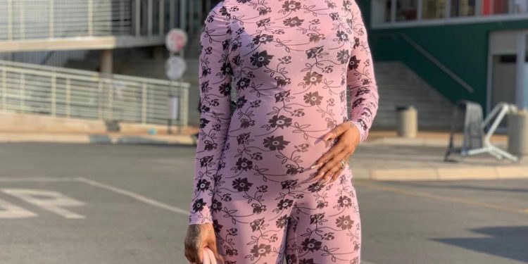 Kelly Khumalo insists she’s defended by the Lord