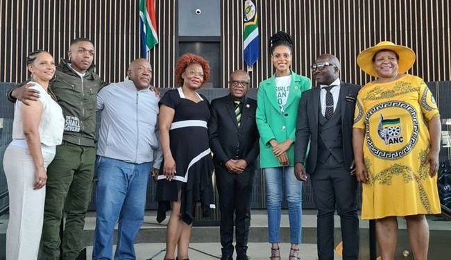 Reunited: Nhlanhla Lux spotted with some ANC leaders in one picture