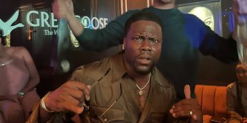 Trevor Noah surprised Kevin Hart at his show last night in South Africa