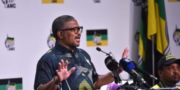 Mbalula sends strong warning to Mantashe and Ramakgopa
