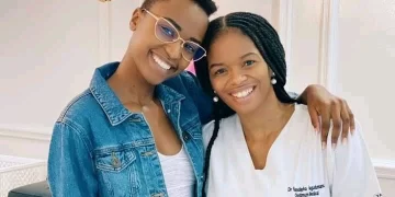 “I knew something was off about Zozi’s Miss Universe crown “, people say as more pictures surface