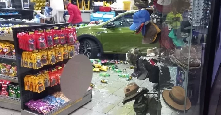 Mpumalanga: A woman lost control of her car and crashed into a shop this morning