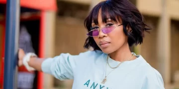 “I Am Trying My Best To Not Commit Suicide” – Dineo Ranaka Spirals On Social Media