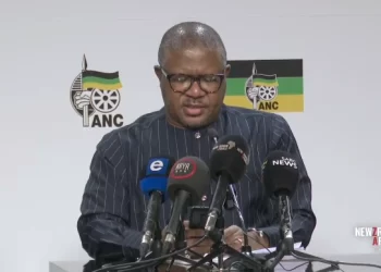 ANC Ace Magashule given 7 days ultimatum to apologize to Cyril Ramaphosa or be expelled