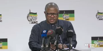 ANC Ace Magashule given 7 days ultimatum to apologize to Cyril Ramaphosa or be expelled