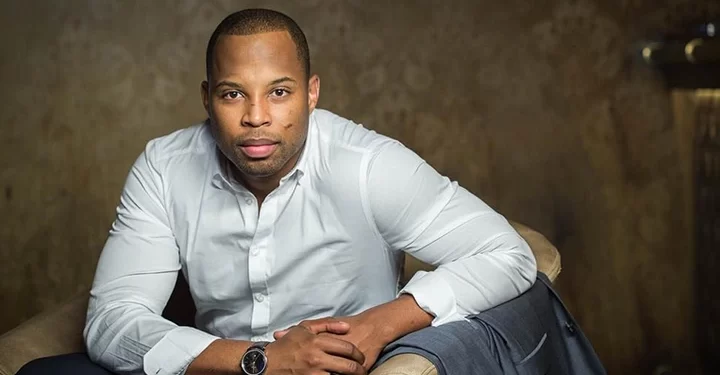 Sizwe Dlomo hits back to the EFF party. He said they should unite with citizens to move forward