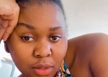 A lady was not granted 2 days off at work to attend her graduation