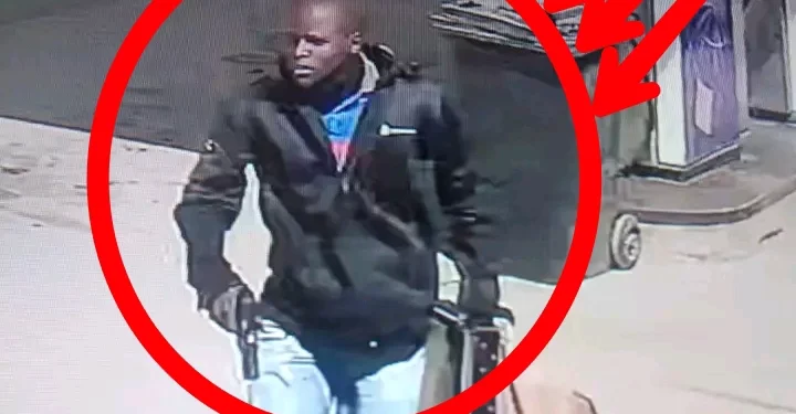 Call SAPS anywhere you see this man in Mzanzi. See what he did to security guards in Ga-Masemola