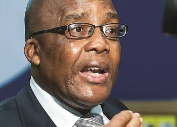 SA not happy with Aaron Motsoaledi as he reveals his new plan for illegal Foreigners