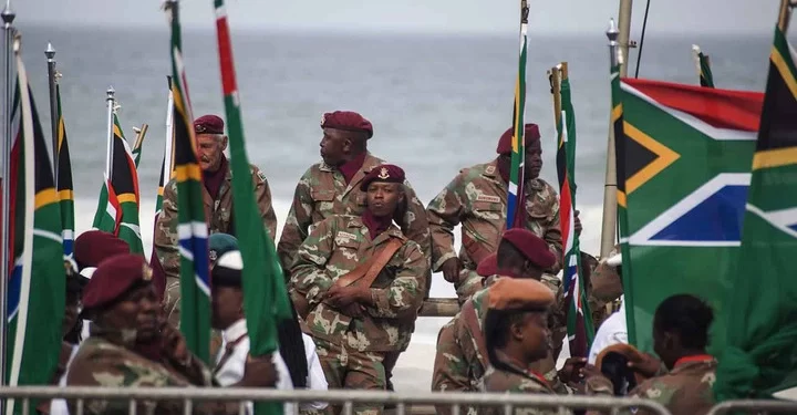 Poland vs South Africa defense forces: Which country has a better army ?