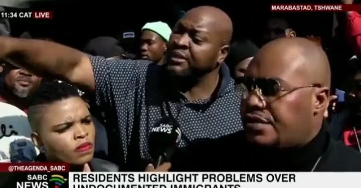 Video: Dudula members ran for their lives after residents ganged up to protect illegal immigrants