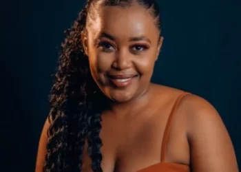 Sad: see where her husband allegedly slept with another woman while she was 8 months pregnant