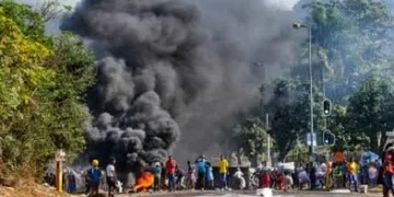 Another Township Shutdown: Look what community members are doing in Joburg