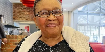 “My late father divorced my mother without her knowledge” post left people talking