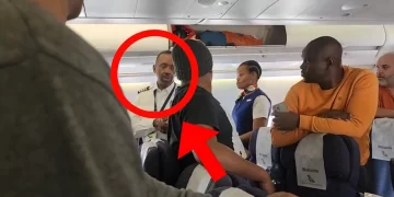 Look What Was Spotted On Ramaphosa’s Airplane That’s Carrying His Security Personnel In Poland