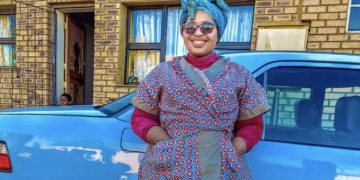 She Waited For Her Boyfriend To Come Pay Lobola But He Never Showed Up, A Lady Left Disappointed