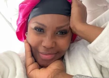 Carol Tshabalala shares unseen cosy photos with her husband Jacob Seletisha