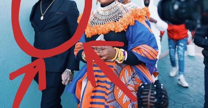 Check what people noticed about Mamkhize bodyguard that left them talking