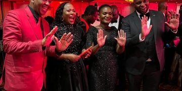 Mkhwebane Rubbed Shoulders With EFF Top Leadership At Their Gala Dinner
