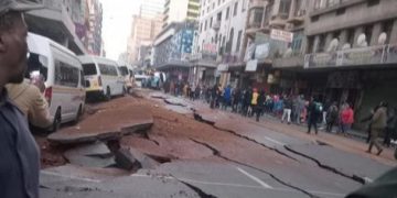 Watch: Underground gas line explosion in the JHB CBD