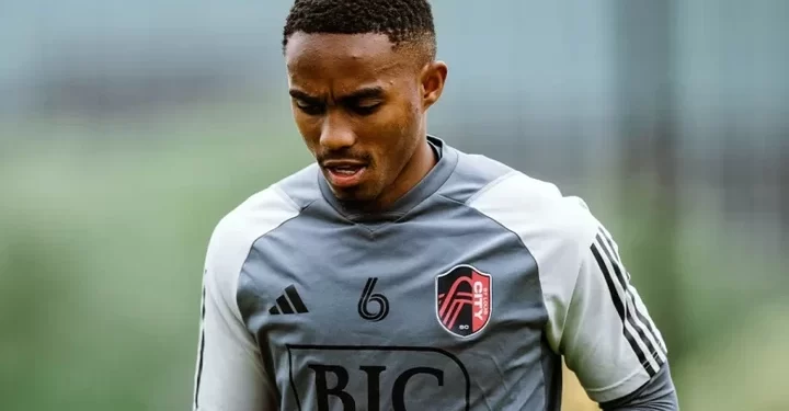 The Real Reason Why More St Louis Fans Are Wearing Blom’s Jersey