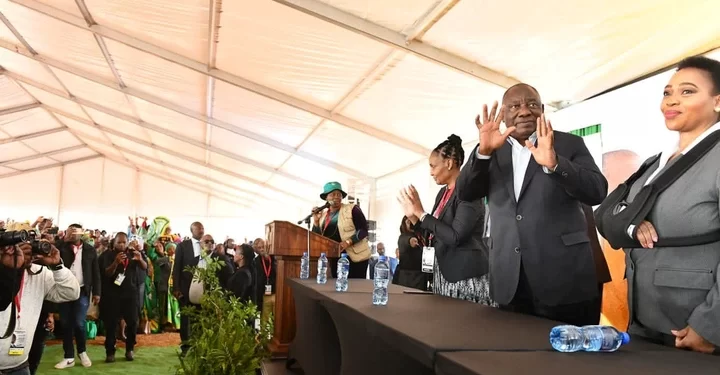 Look what Cyril Ramaphosa was spotted doing in KZN yesterday that left people talking