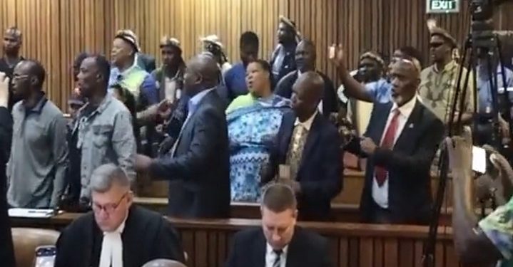 King Misizulu left in joy during courts proceeding as supporters did this in courtroom