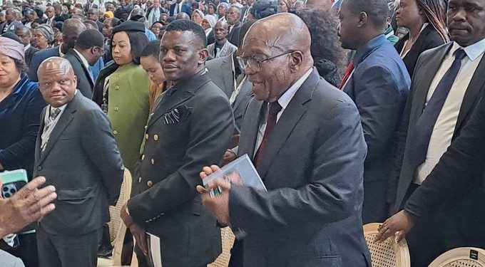 The look of Zikalala to Jacob Zuma in the funeral left people talking.