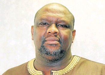 A municipality boss who was always under attack was shot dead on duty with his bodyguards