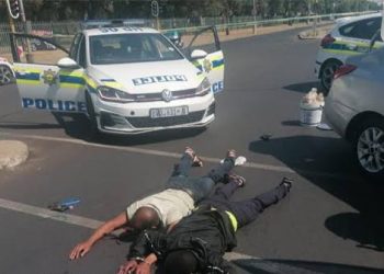 A high-speed chase ensued and police bust two suspects near Riebeeckstad, stolen cash was seized