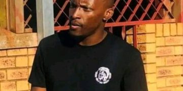 Watch – a man who stabbed his mother was zoomed in a CCTV footage & exposed, see him