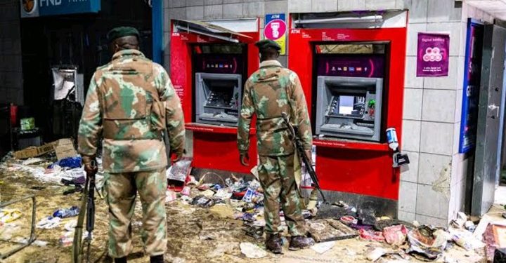 Army gang who bomb down an ATM machine was greeted with sad news this morning, see what SAPS did