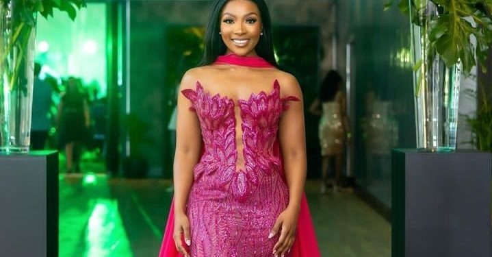 Pearl Modiadie turned heads at the Clientèle Gala dinner