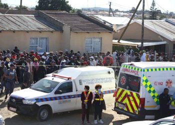 A police officer shot four people at the Tavern this morning and turned the gun to himself