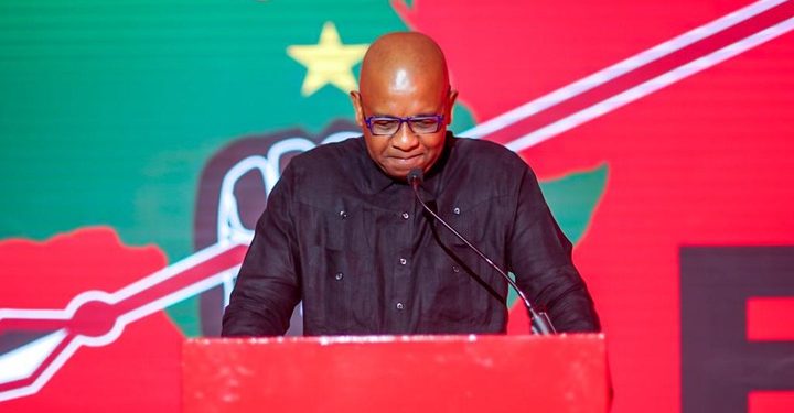 Suspicious; See who was addressing the EFF in Joburg during the Gala dinner that left people asking
