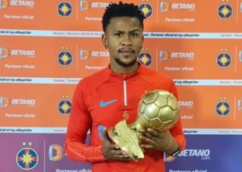 Kaizer Chiefs are laughing all the way to the bank thanks to former star Siyabonga Ngezana?