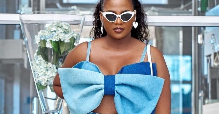 Mamkhize Reflects on a Year of Triumphs: Instagram Pictures Spark End-of-Year Contemplation