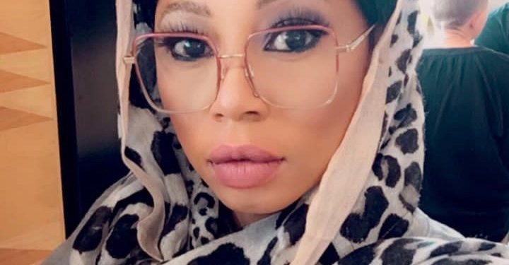 “You are asking for trouble” Kelly Khumalo responds to a fan who made a request