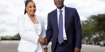 Woman who dated ex-Chiefs duo shares rare photo with rich father