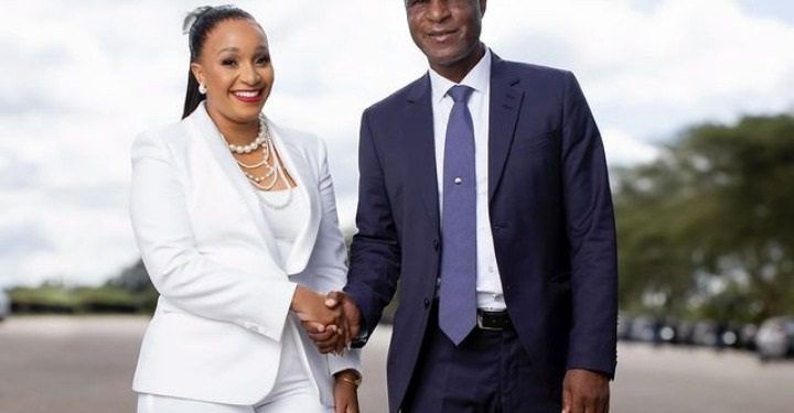 Woman who dated ex-Chiefs duo shares rare photo with rich father