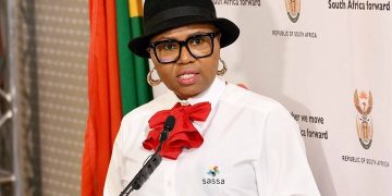 Watch Minister and Deputy Minister Fighting in public