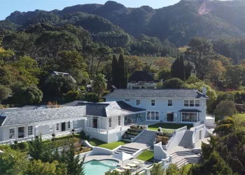 Look At The R28 Million Constantia Palace Deputy President Son-in-law Acquires While He Is In Debt