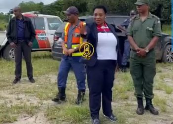 Loved South African Premiere Visited The Border Between Mozambique And SA Vows To Close It