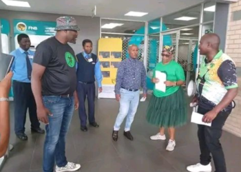 MK Party Members Storm FNB Branch In KZN, Look At What They Were Doing That Left People In Shock