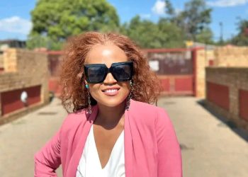 ” If he wants her he must do it “, Millicent on her husband’s mistress