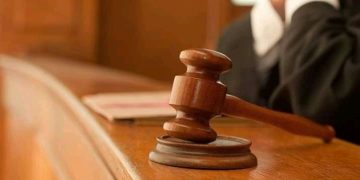 Court orders stepfather to financially support stepchildren