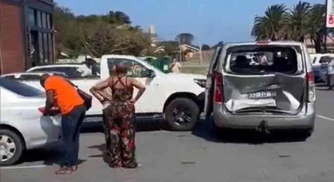 Video | Shocking Road Rage Incident Caught on Camera as Bakkie Driver Crushes Car in Parking Lot